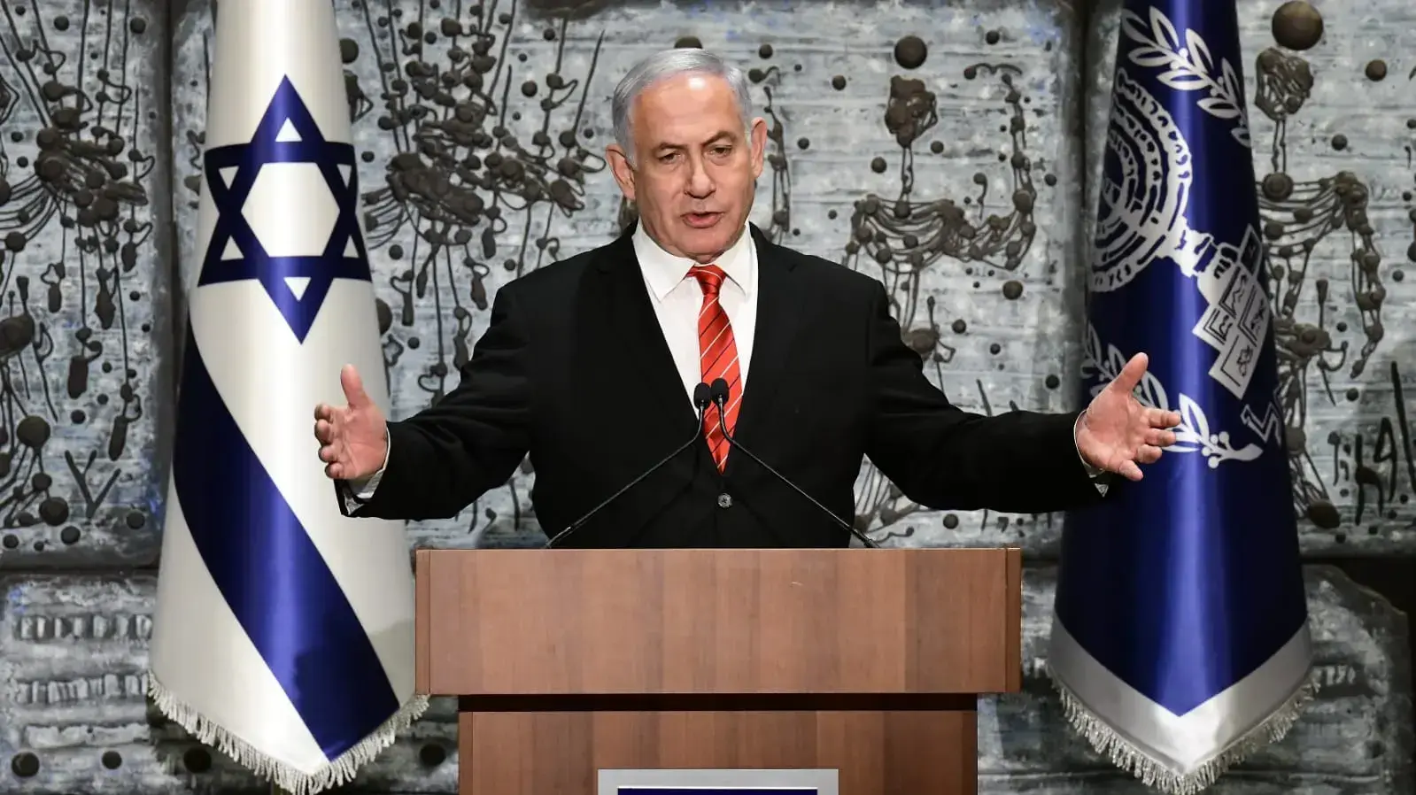בנימין נתניהו לאחר שקיבל את המנדט להרכבת הממשלה, 25.09.19 בנימין נתניהו לאחר שקיבל את המנדט להרכבת הממשלה, 25.09.19