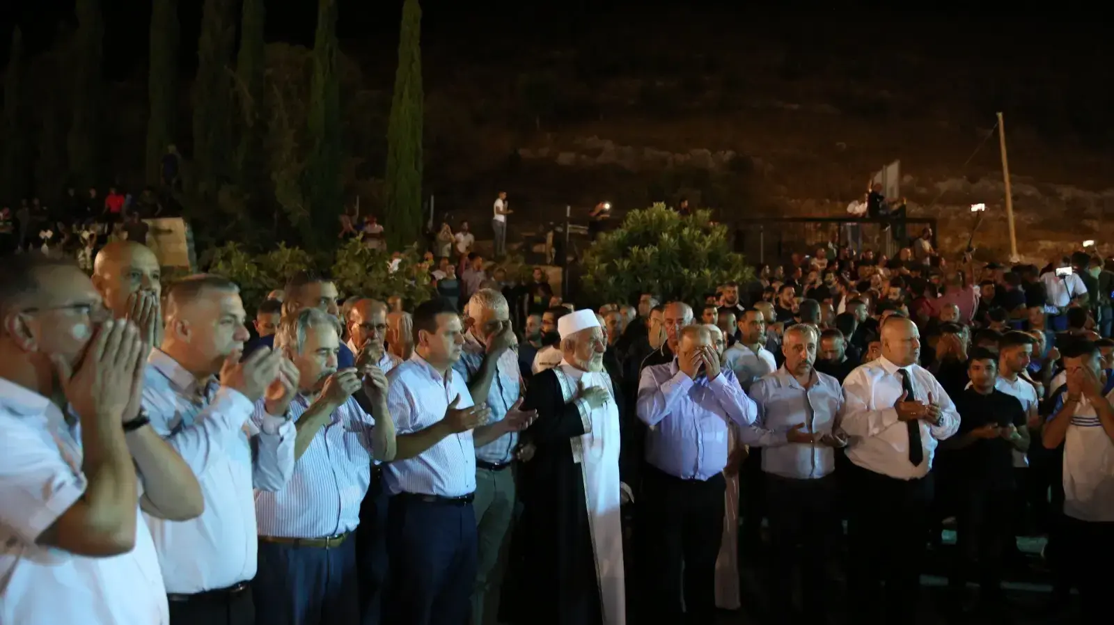 הלוויתם של האחים מנאע שנרצחו במג'ד אל-כרום, 2 באוקטובר 2019 הלוויתם של האחים מנאע שנרצחו במג'ד אל-כרום, 2 באוקטובר 2019