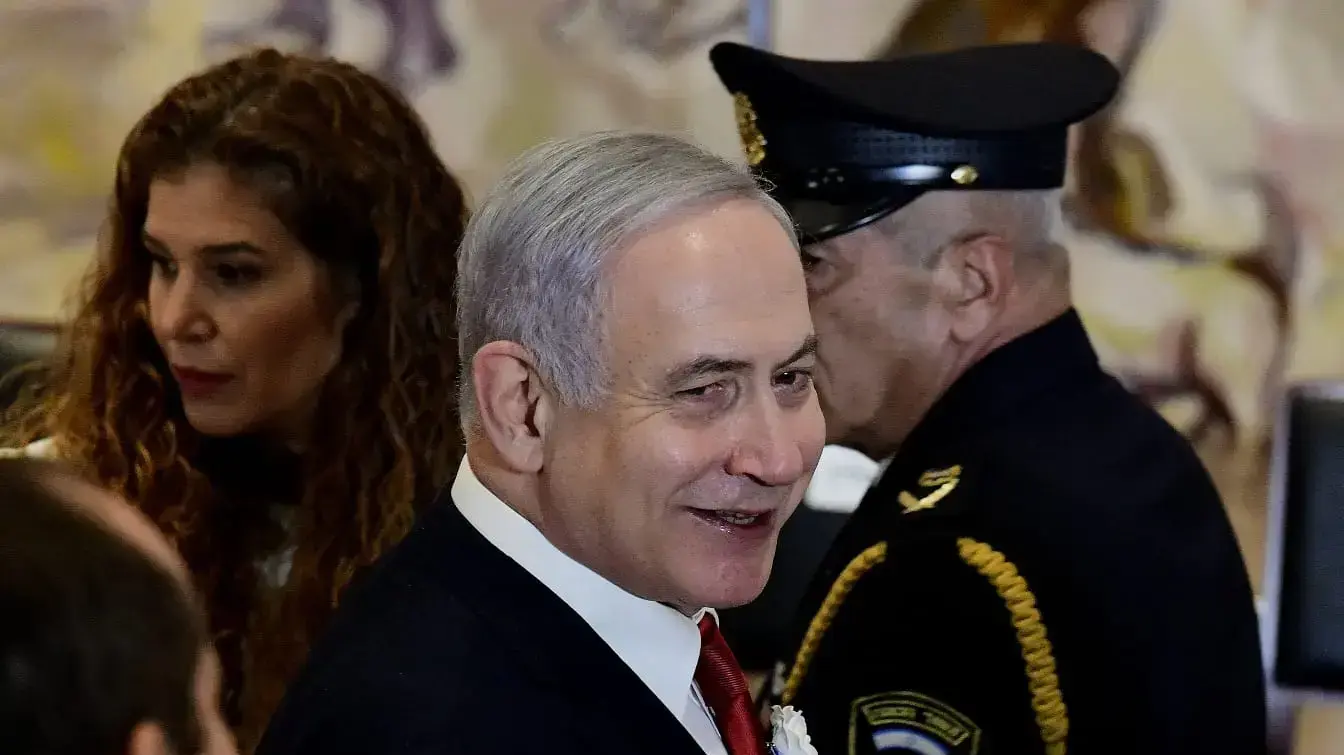 ראש הממשלה, בנימין נתניהו במהלך טקס הרמת הכוסית והצילום המסורתי של ראשי הרשימות בכנסת, 3 באוקטובר 2019 ראש הממשלה, בנימין נתניהו במהלך טקס הרמת הכוסית והצילום המסורתי של ראשי הרשימות בכנסת, 3 באוקטובר 2019
