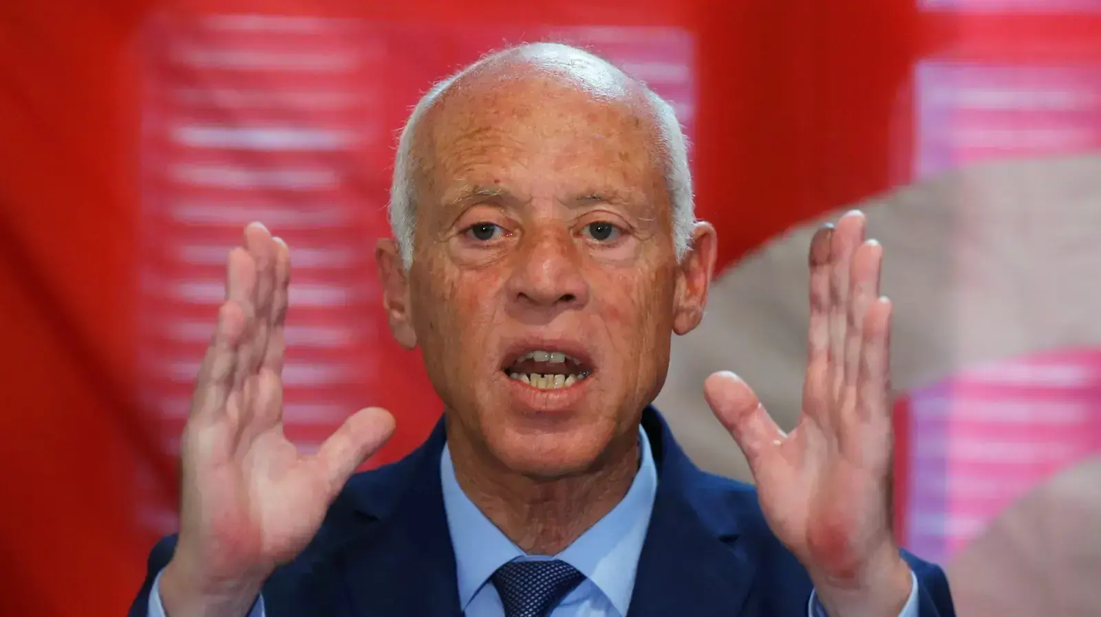 קייס סעיד, מועמד לנשיאות תוניסיה, אחרי הכרזת התוצאות בסיבוב הראשון בבחירות, 17 בספטמבר 2019 קייס סעיד, מועמד לנשיאות תוניסיה, אחרי הכרזת התוצאות בסיבוב הראשון בבחירות, 17 בספטמבר 2019