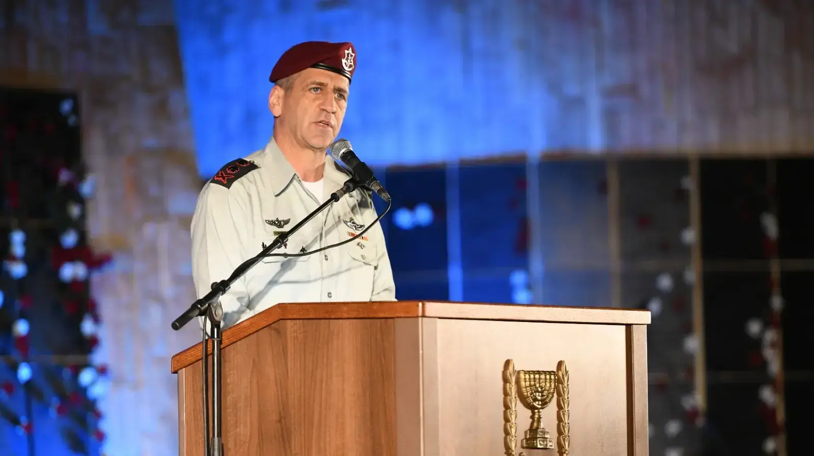 הרמטכ"ל, אביב כוכבי במהלך טקס התייחדות לחללי הצנחנים, אנדרטת תל נוף 7 באוקטובר 2019 הרמטכ"ל, אביב כוכבי במהלך טקס התייחדות לחללי הצנחנים, אנדרטת תל נוף 7 באוקטובר 2019