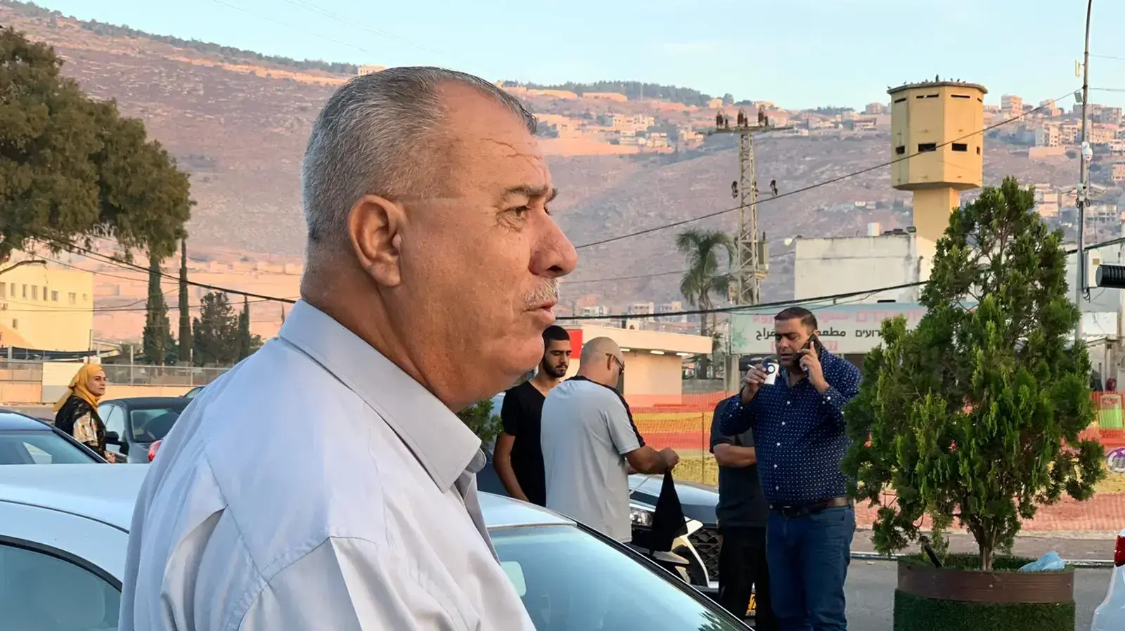 יו"ר ועדת המעקב מוחמד ברכה בכניסה למג'ד אל כרום יו"ר ועדת המעקב מוחמד ברכה בכניסה למג'ד אל כרום