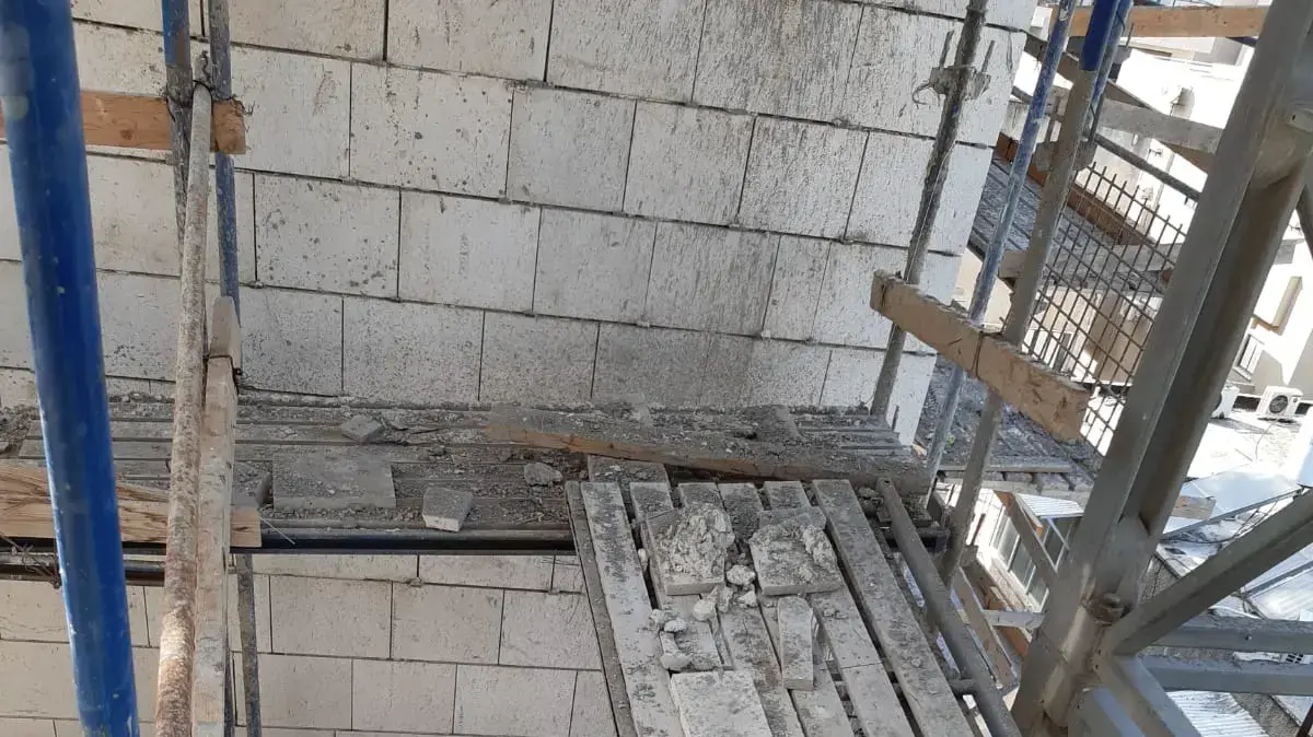 חשד להפרת צו בטיחות שניתן לאתר הבנייהשל הקבלן ד.חייק ברעננה בו נפל למוות פועל, 10 באוקטובר 2019 חשד להפרת צו בטיחות שניתן לאתר הבנייהשל הקבלן ד.חייק ברעננה בו נפל למוות פועל, 10 באוקטובר 2019