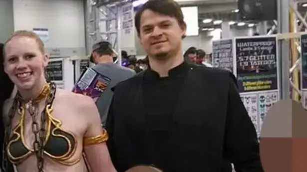 מתערטלת מתערטלת
