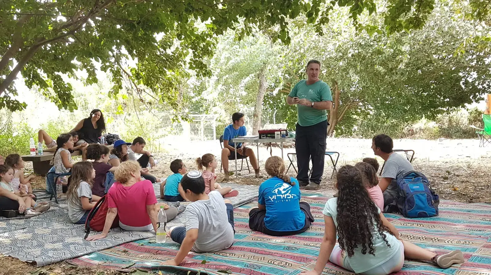 מטיילים בחול המועד סוכות, אגמון החולה, 15 באוקטובר 2019 מטיילים בחול המועד סוכות, אגמון החולה, 15 באוקטובר 2019