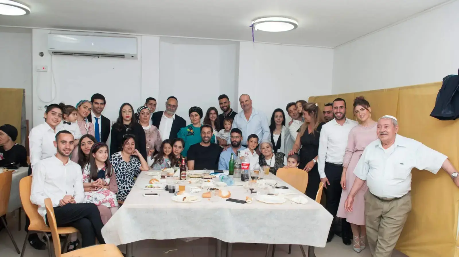 הפצוע ממכת הברק בחוף זיקים, אשר חזות ומשפחתו הפצוע ממכת הברק בחוף זיקים, אשר חזות ומשפחתו