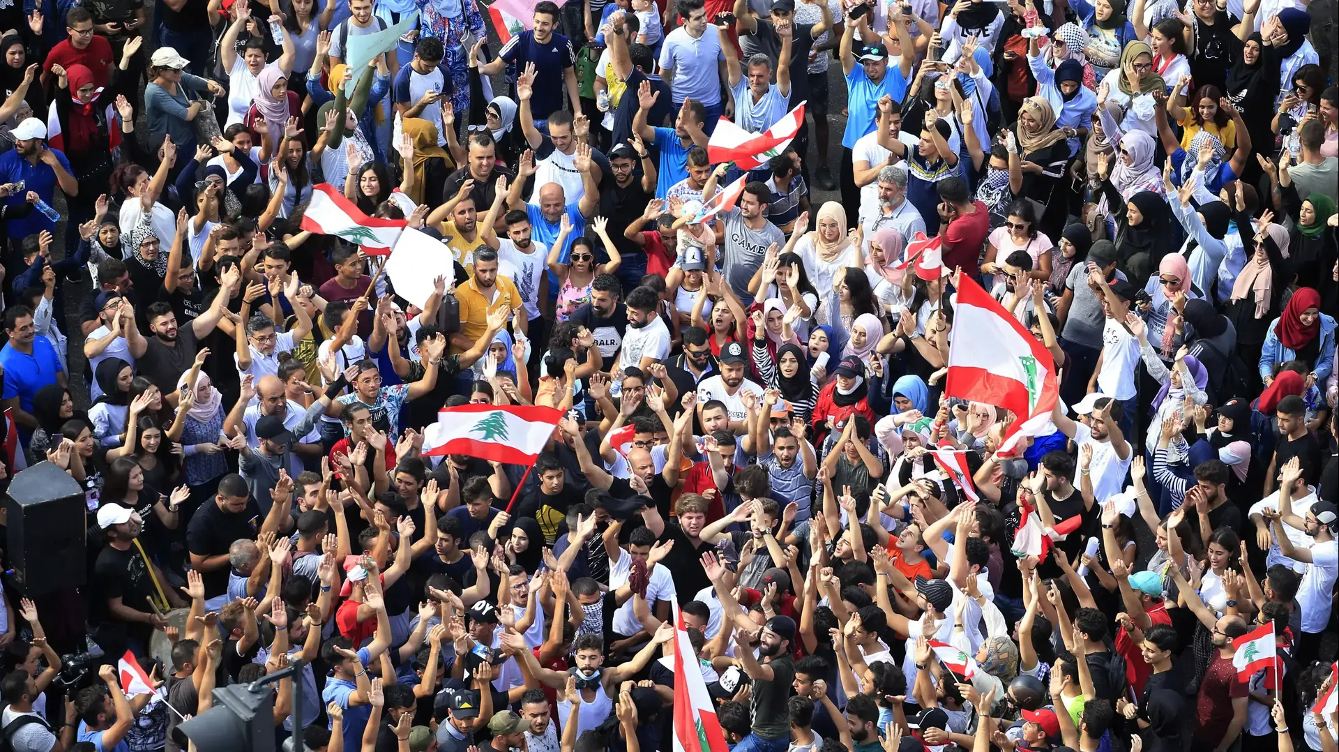 הפגנות בביירות במחאה על המצב הכלכלי הירוד - ה-18 באוקטובר 2019