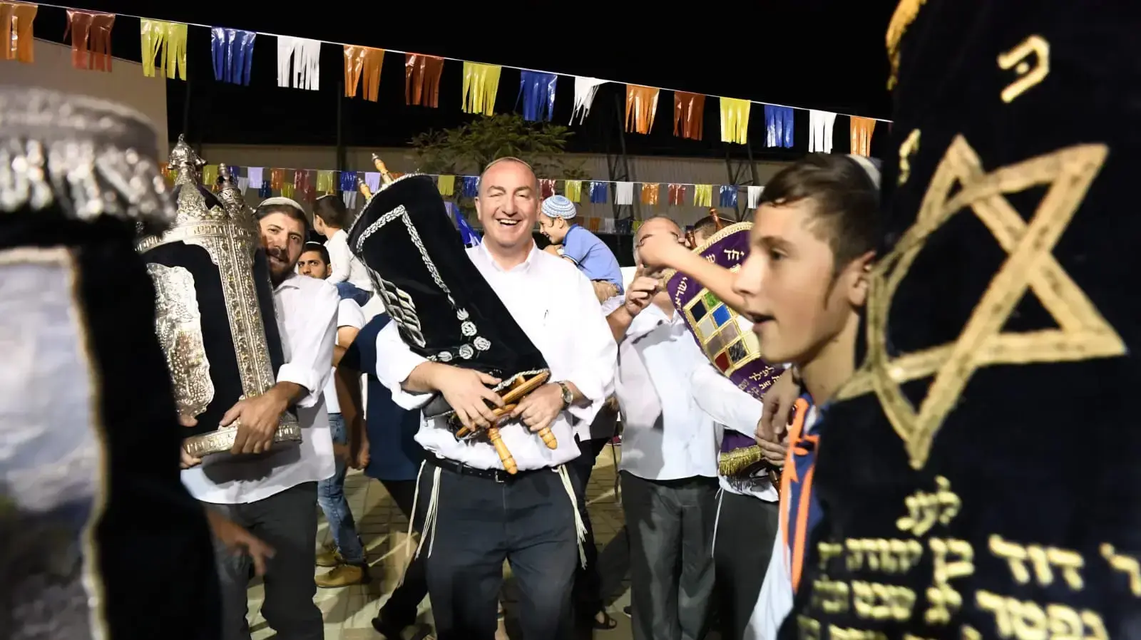 הקפות שניות בשמחת תורה, יד בנימין במועצה האזורית נחל שורק, 21 באוקטובר 2019 הקפות שניות בשמחת תורה, יד בנימין במועצה האזורית נחל שורק, 21 באוקטובר 2019