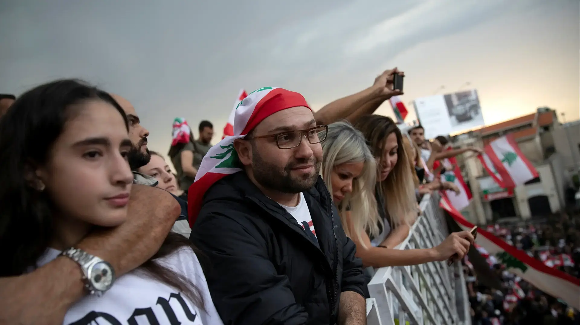 הפגנה בלבנון כנגד הממשל 23 באוקטובר 2019 הפגנה בלבנון כנגד הממשל 23 באוקטובר 2019
