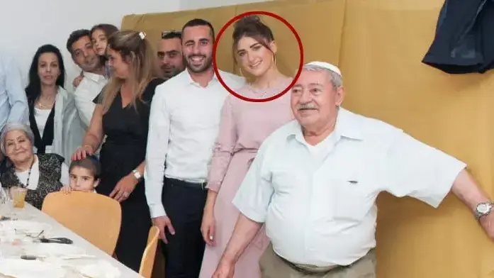 אפרת חזות נפגעת מכת הברק בזיקים, אוקטובר 2019 אפרת חזות נפגעת מכת הברק בזיקים, אוקטובר 2019