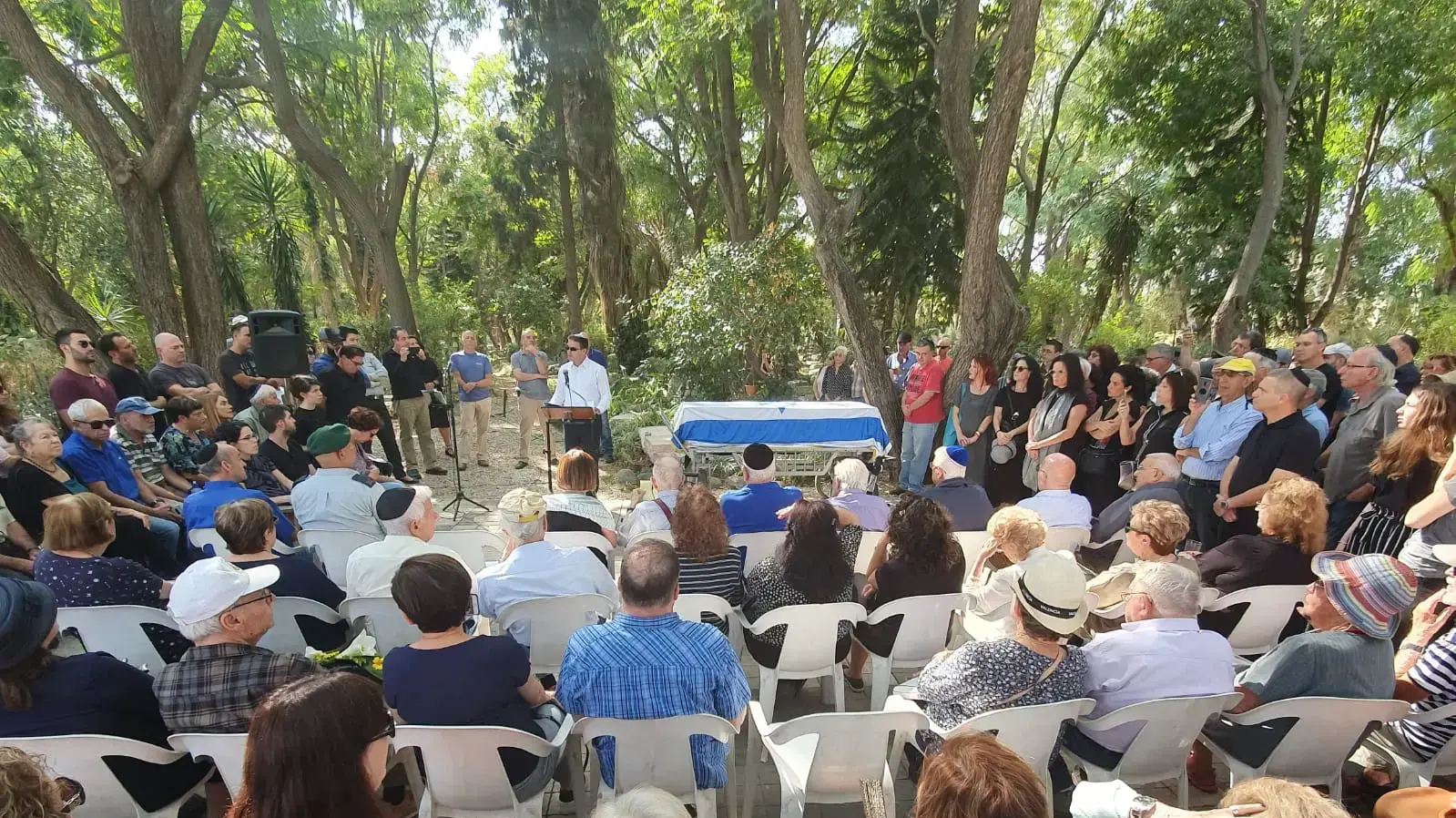 הלווית מרסל ניניו, קיבוץ עינת, 25 באוקטובר 2019 הלווית מרסל ניניו, קיבוץ עינת, 25 באוקטובר 2019
