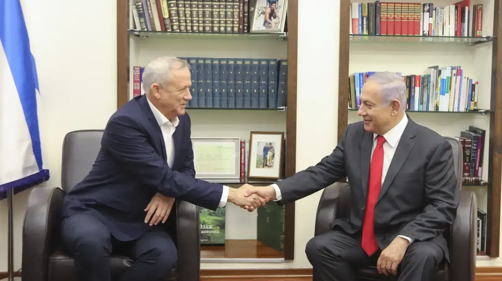 פגישת ראש הממשלה בנימין נתניהו ויו"ר כחול לבן בני גנץ, הקריה ת"א, 27 באוקטובר 2019