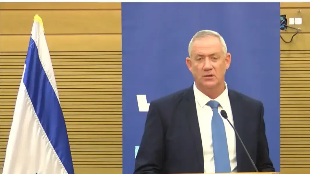 יו"ר כחול לבן, בני גנץ במהלך נאומו בישיבת סיעת כחול לבן, כנסת, ירושלים 28 באוקטובר 2019 יו"ר כחול לבן, בני גנץ במהלך נאומו בישיבת סיעת כחול לבן, כנסת, ירושלים 28 באוקטובר 2019