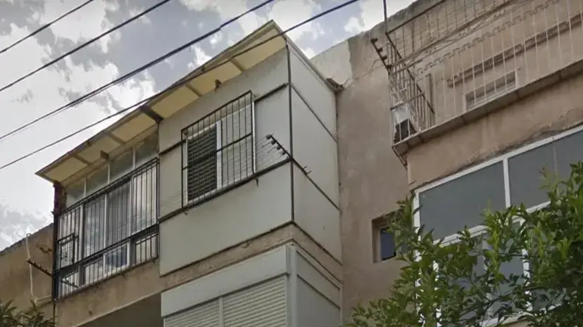 ביתו של הרב עובדיה יוסף שמוצע למכירה