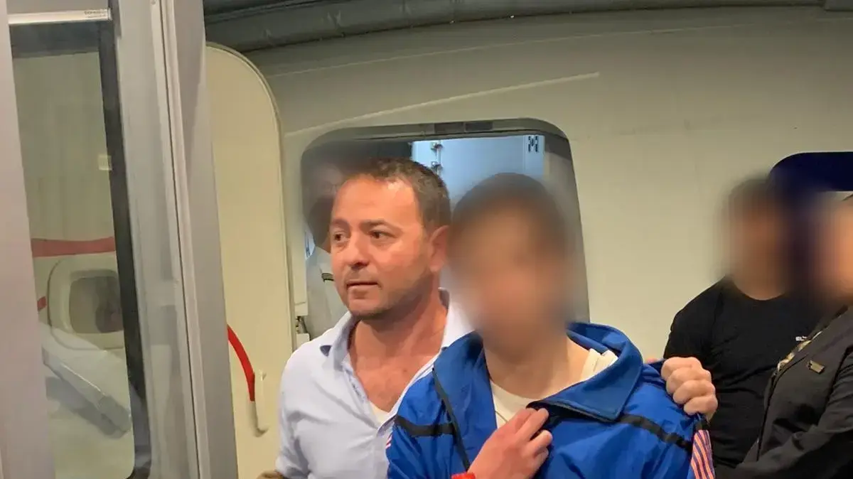 שני החשודים במעורבות ברצח עדיאל תורתי בפתח תקווה שהוסגרו מרוסיה - ה-31 לאוקטובר 2019 שני החשודים במעורבות ברצח עדיאל תורתי בפתח תקווה שהוסגרו מרוסיה - ה-31 לאוקטובר 2019