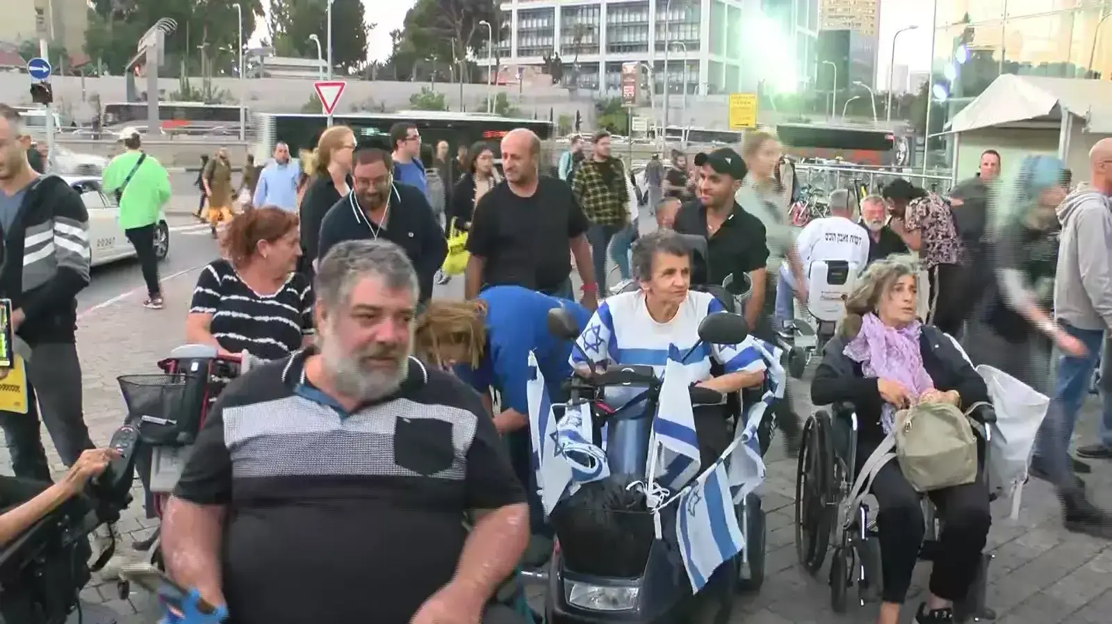 מחאת הנכים, עזריאלי ת"א, 31 באוקטובר 2019 מחאת הנכים, עזריאלי ת"א, 31 באוקטובר 2019