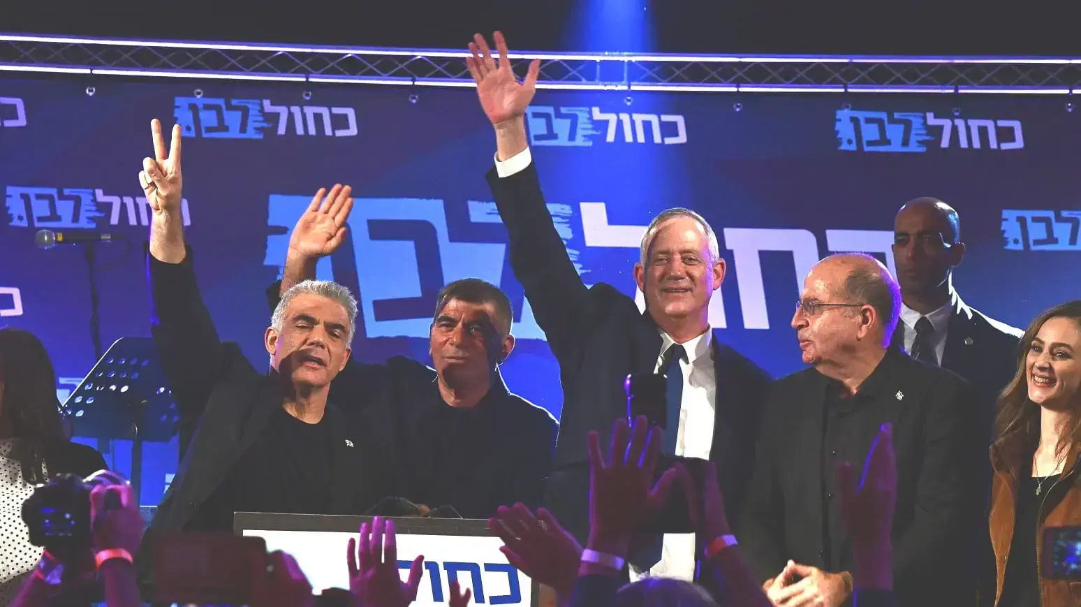 כנס פעילי כחול לבן, בהשתתפות : גנץ, לפיד, יעלון, אשכנזי, נמל תל אביב, 31 באוקטובר 2019 כנס פעילי כחול לבן, בהשתתפות : גנץ, לפיד, יעלון, אשכנזי, נמל תל אביב, 31 באוקטובר 2019