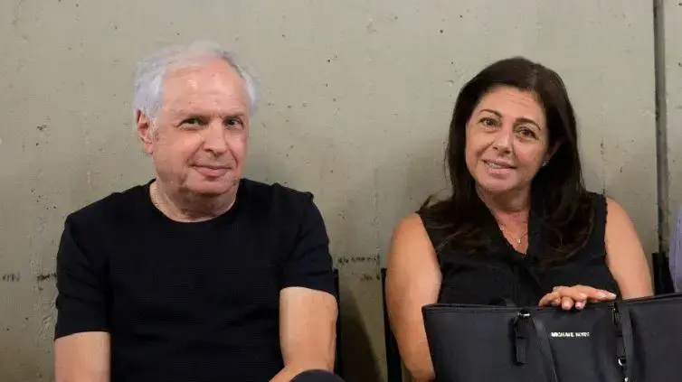 שאול אלוביץ ואיריס אלוביץ שאול אלוביץ ואיריס אלוביץ