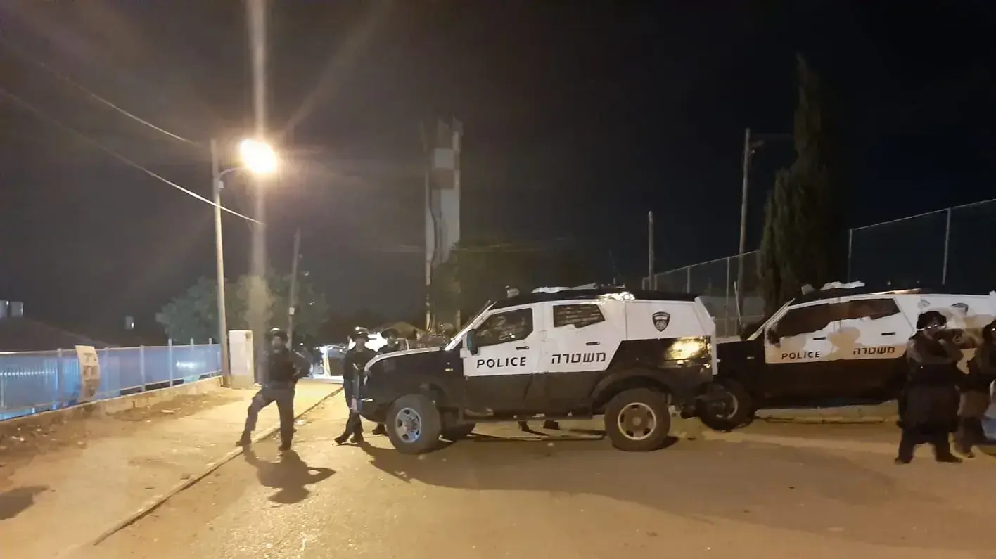 מהומות ביצהר לקראת פינוי של כוחות הביטחון מהומות ביצהר לקראת פינוי של כוחות הביטחון