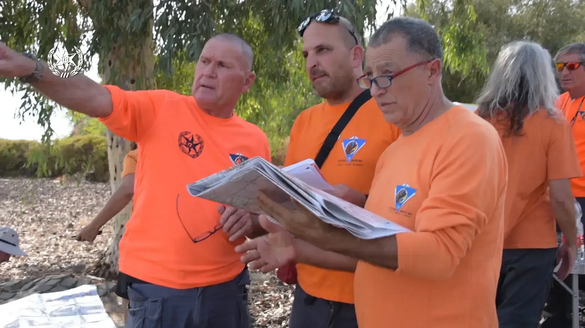 הסתיימו הפקות הלקחים וסיכומי התרגיל הארצי של מתנדבי 12 יחידות החילוץ המשטרתיות הפעולות ברחבי המדינה. הסתיימו הפקות הלקחים וסיכומי התרגיל הארצי של מתנדבי 12 יחידות החילוץ המשטרתיות הפעולות ברחבי המדינה.