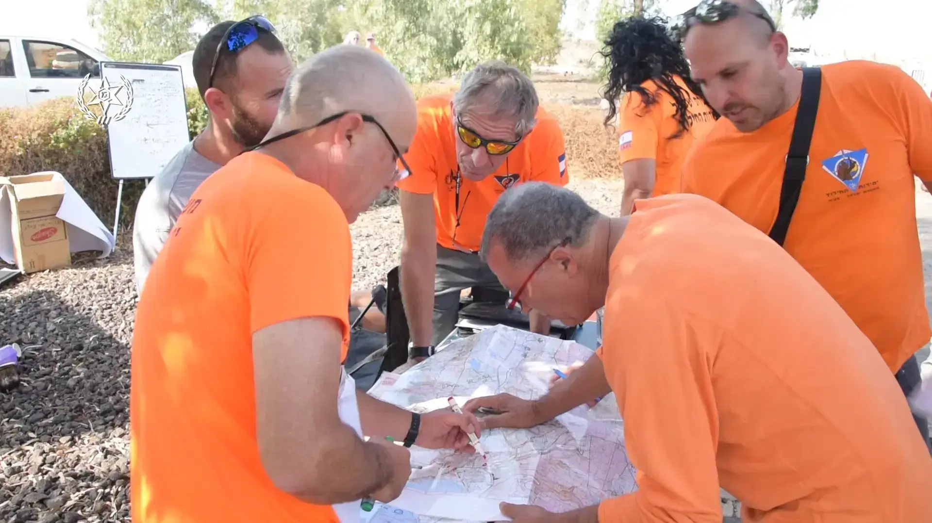 הסתיימו הפקות הלקחים וסיכומי התרגיל הארצי של מתנדבי 12 יחידות החילוץ המשטרתיות הפעולות ברחבי המדינה. הסתיימו הפקות הלקחים וסיכומי התרגיל הארצי של מתנדבי 12 יחידות החילוץ המשטרתיות הפעולות ברחבי המדינה.