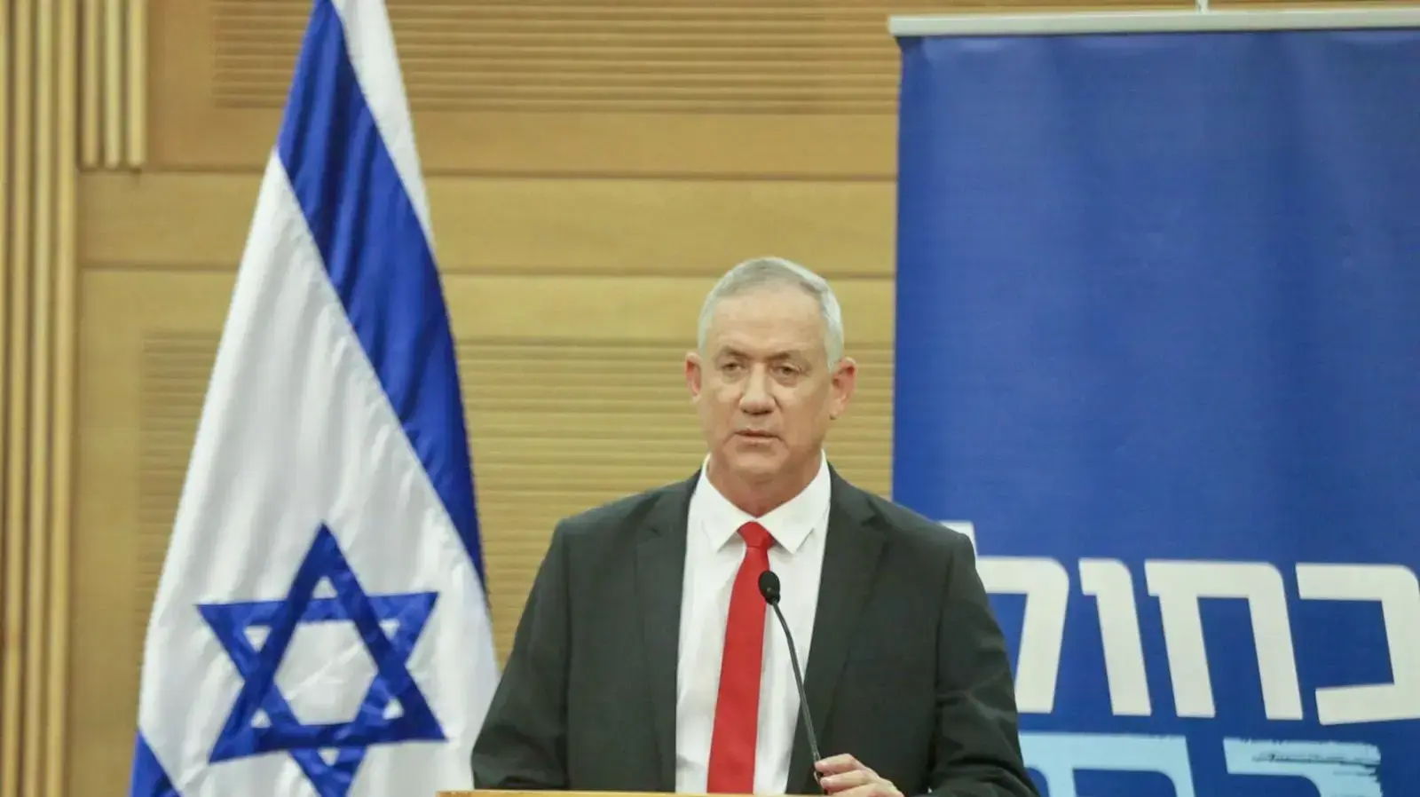 יו"ר כחול לבן בני גנץ בישיבת סיעה, 11 בנובמבר 2019 יו"ר כחול לבן בני גנץ בישיבת סיעה, 11 בנובמבר 2019
