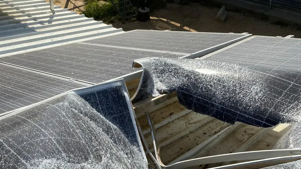 נזקי פגיעת הרקטה באחד מהלולים באשכול 13 בנובמבר 2019
נזקי פגיעת הרקטה באחד מהלולים באשכול 13 בנובמבר 2019