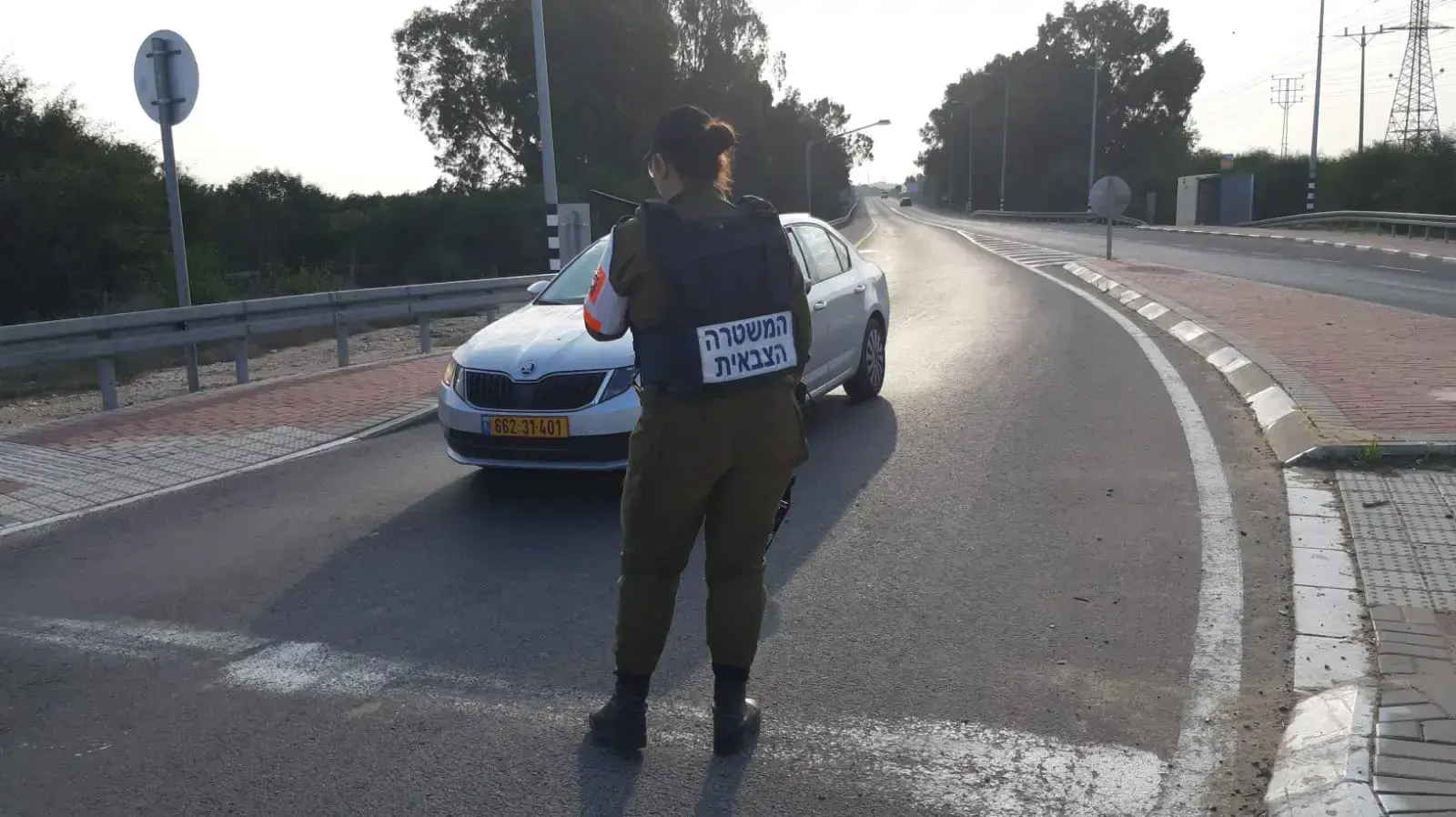 צה"ל חוסם כבישים בעוטף עזה
14 בנובמבר 2019 צה"ל חוסם כבישים בעוטף עזה
14 בנובמבר 2019