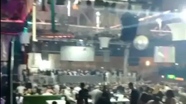בליינים במועודן בבאר שבע מתכופפים ומסתתרים במהלך אזעקה שנשעה בעיר בסבב הסלמה נוסף בדרום, 16 בנובמבר 2019 בליינים במועודן בבאר שבע מתכופפים ומסתתרים במהלך אזעקה שנשעה בעיר בסבב הסלמה נוסף בדרום, 16 בנובמבר 2019