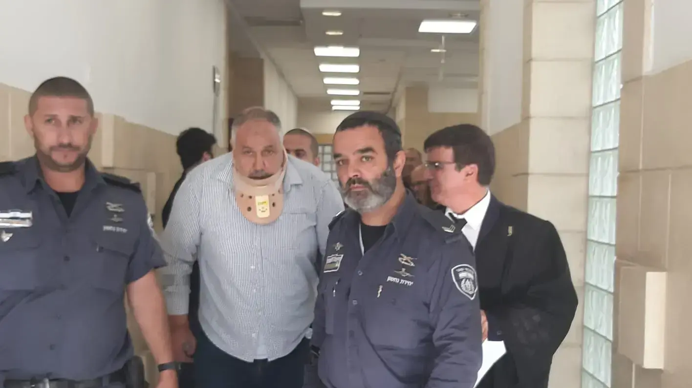 בית המשפט המחוזי בירושלים דחה את ערר המשטרה והחליט לשחרר את תושב עיסאוויה, אבו חומוס, שנעצר בחשד לתקיפת שוטרים, 17 בנובמבר 2019 בית המשפט המחוזי בירושלים דחה את ערר המשטרה והחליט לשחרר את תושב עיסאוויה, אבו חומוס, שנעצר בחשד לתקיפת שוטרים, 17 בנובמבר 2019