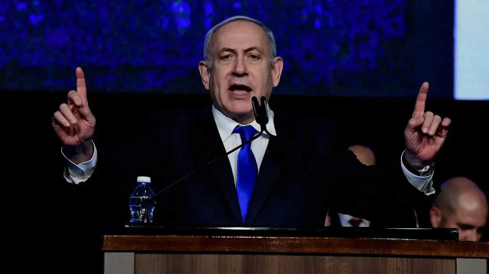 ראש הממשלה, בנימין נתניהו במהלך נאומו בכנס חירום של הליכוד נגד ממשלת מיעוט בתמיכת המפלגות הערביות, גני התערוכה, תל אביב 17 בנובמבר 2019 ראש הממשלה, בנימין נתניהו במהלך נאומו בכנס חירום של הליכוד נגד ממשלת מיעוט בתמיכת המפלגות הערביות, גני התערוכה, תל אביב 17 בנובמבר 2019