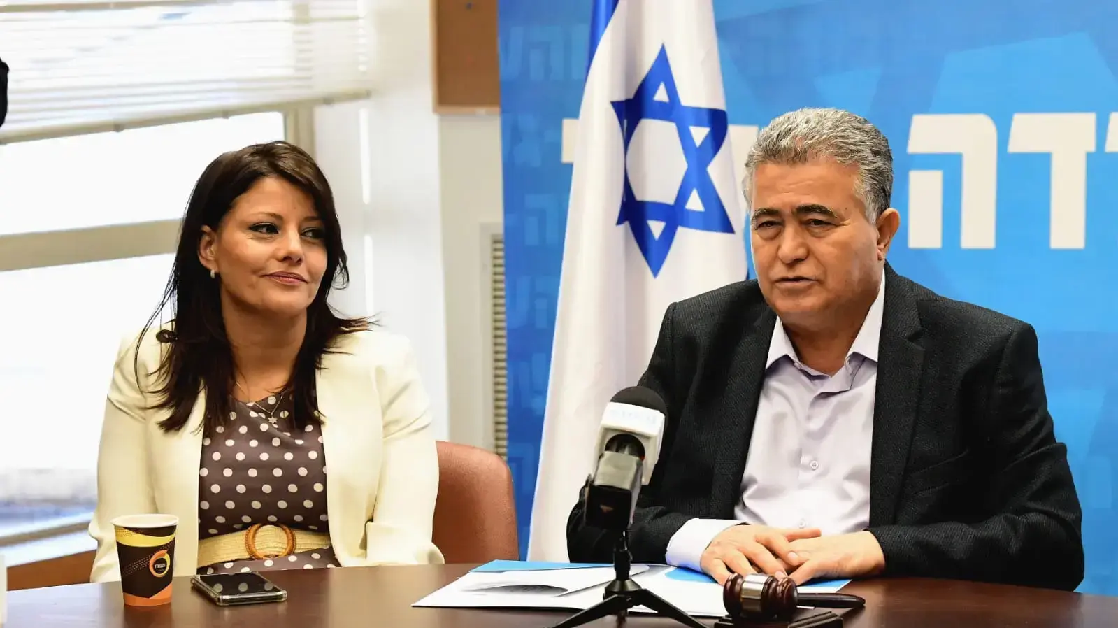 ישיבת סיעת העבודה - גשר 18 בנובמבר 2019 ישיבת סיעת העבודה - גשר 18 בנובמבר 2019