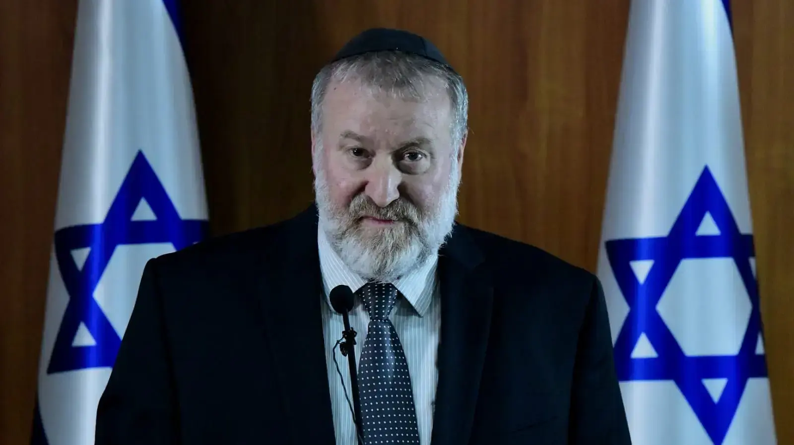 היועץ המשפטי לממשלה אביחי מנדלבליט מודיע על כתב אישום נגד ראש הממשלה בנימין נתניהו (צילום: ראובן קסטרו) 