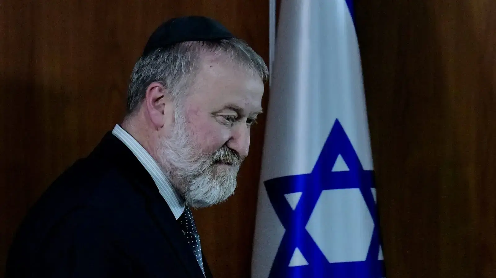 היועץ המשפטי לממשלה אביחי מנדלבליט מודיע על כתב אישום נגד ראש הממשלה בנימין נתניהו היועץ המשפטי לממשלה אביחי מנדלבליט מודיע על כתב אישום נגד ראש הממשלה בנימין נתניהו