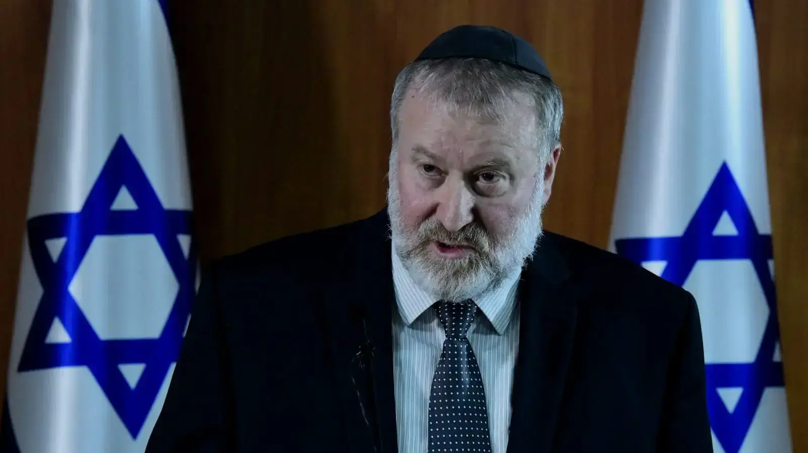היועץ המשפטי לממשלה אביחי מנדלבליט מודיע על כתב אישום נגד ראש הממשלה בנימין נתניהו היועץ המשפטי לממשלה אביחי מנדלבליט מודיע על כתב אישום נגד ראש הממשלה בנימין נתניהו