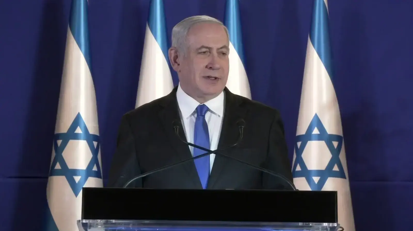 ראש הממשלה בנימין נתניהו בדברים לאחר ההודעה על הגשת כתב אישום נגדו, 21 בנובמבר 2019 ראש הממשלה בנימין נתניהו בדברים לאחר ההודעה על הגשת כתב אישום נגדו, 21 בנובמבר 2019