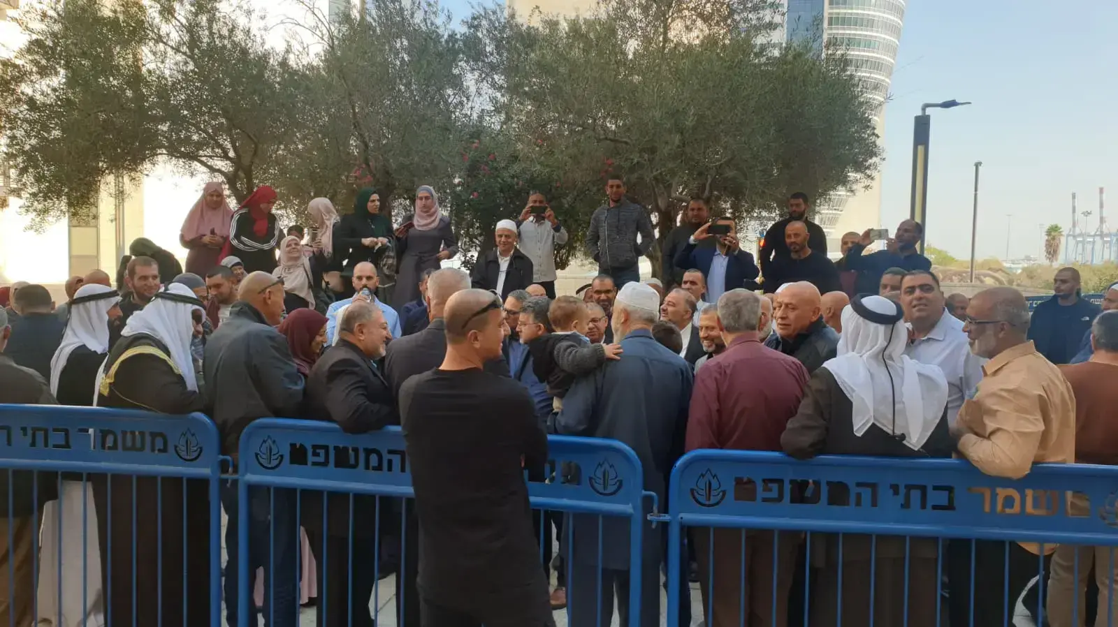 הכרעת דין ראאד סלאח- מנהיג הפלג הצפוני של התנועה האסלאמית, הסתה לטרור, בימ"ש השלום חיפה, 24 בנובמבר 2019 הכרעת דין ראאד סלאח- מנהיג הפלג הצפוני של התנועה האסלאמית, הסתה לטרור, בימ"ש השלום חיפה, 24 בנובמבר 2019