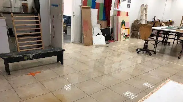 תלמידי אומנות במכללת שנקר ברמת גן לומדים זה שנים תחת גג אסבסט מתפרק בניגוד לחוק , 26 בנבומבר 2019 תלמידי אומנות במכללת שנקר ברמת גן לומדים זה שנים תחת גג אסבסט מתפרק בניגוד לחוק , 26 בנבומבר 2019