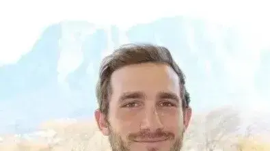 בעלה של המורה החשודה בקיום יחסי מין עם תלמידים בעלה של המורה החשודה בקיום יחסי מין עם תלמידים