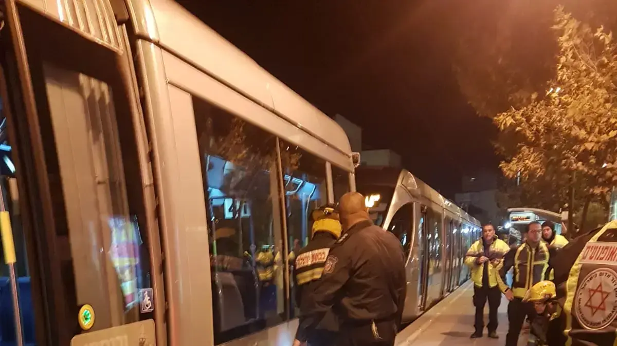 בת 19 נהרגה מפגיעת הרכבת הקלה בירושלים, 4 דצמבר 2019 בת 19 נהרגה מפגיעת הרכבת הקלה בירושלים, 4 דצמבר 2019