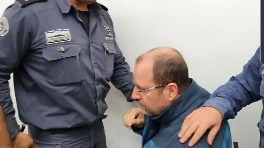 הארכת מעצר לפסיכולוג ד"ר עידן קוסובסקי החשוד בהטרדה מינית של ילדים, בית משפט השלום חדרה, 5 בדצמבר 2019 הארכת מעצר לפסיכולוג ד"ר עידן קוסובסקי החשוד בהטרדה מינית של ילדים, בית משפט השלום חדרה, 5 בדצמבר 2019