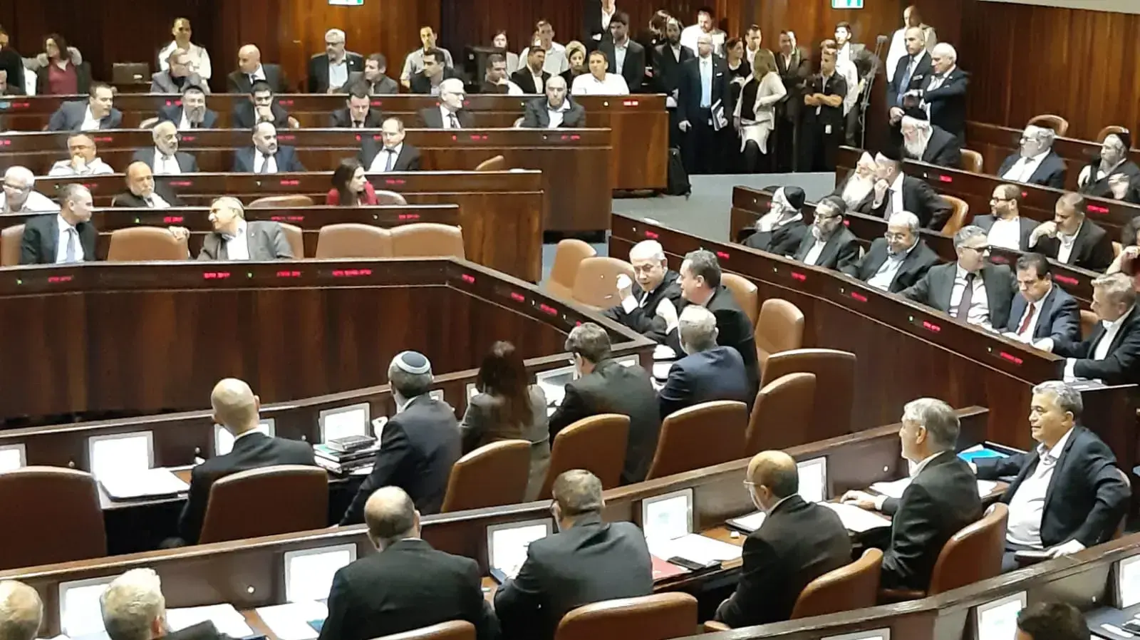ראש הממשלה בנימין נתניהו בדיון במליאת הכנסת על פיזור הכנסת, 12 בדצמבר 2019
