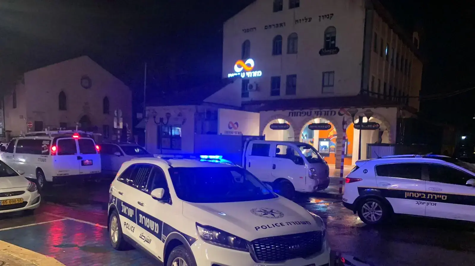 צעיר בן 25 נורה ברחוב הנדיב בזכרון יעקב. 12 בדצמבר 2019 צעיר בן 25 נורה ברחוב הנדיב בזכרון יעקב. 12 בדצמבר 2019