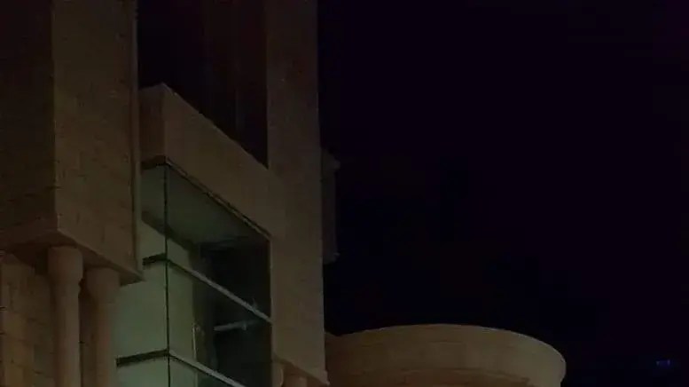 הירי הלילה (שבת) על ביתו של ראש עיריית סכנין הירי הלילה (שבת) על ביתו של ראש עיריית סכנין