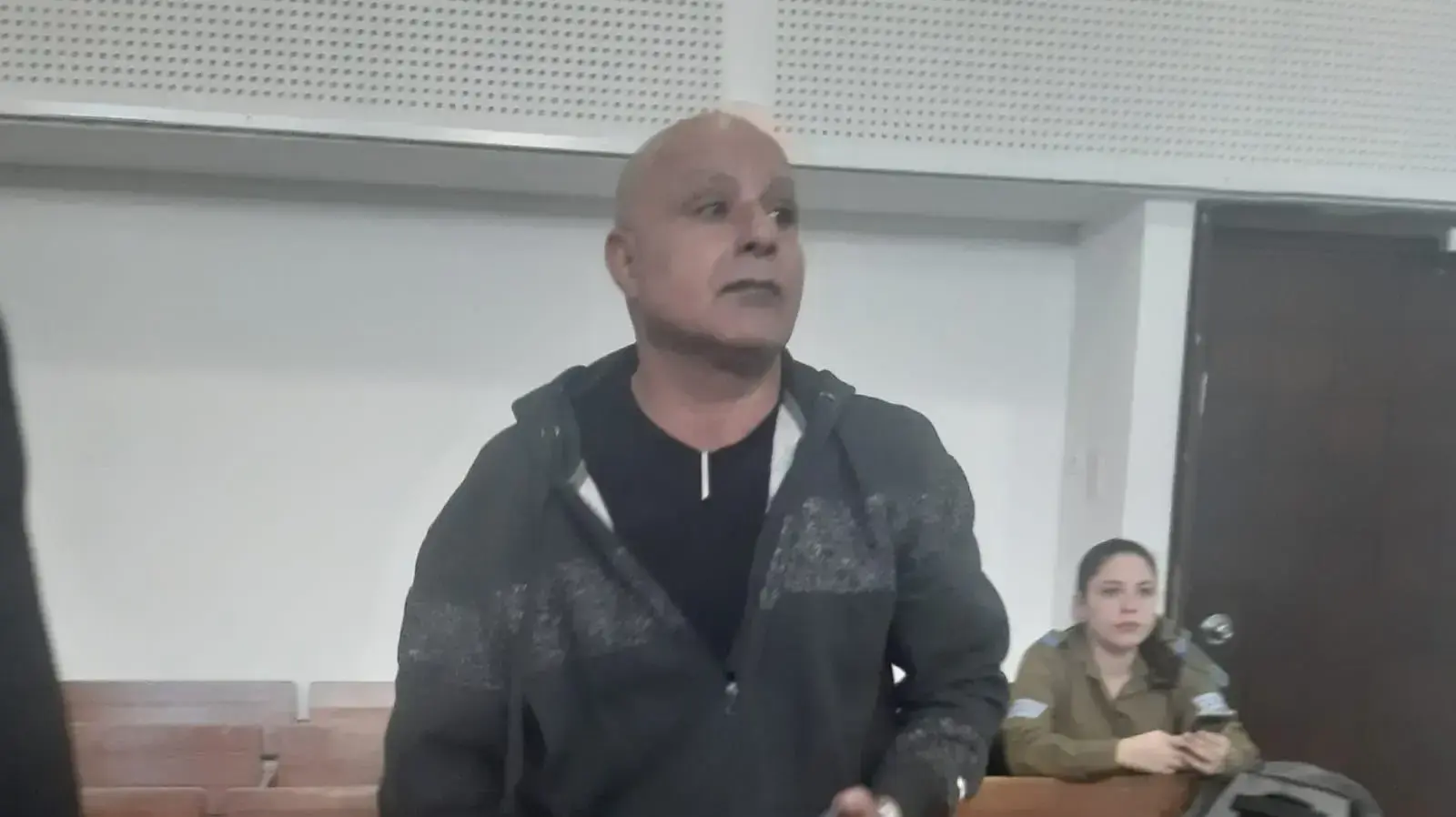 גזר דין לעזרי שביט ושמחה בנציון הקבלנים בסיפור נפילתו של הנער אור פליסיאן אל מותו, בית משפט השלום תל אביב 18 בדצמבר 2019
בתמונה: שמחה בן ציון גזר דין לעזרי שביט ושמחה בנציון הקבלנים בסיפור נפילתו של הנער אור פליסיאן אל מותו, בית משפט השלום תל אביב 18 בדצמבר 2019
בתמונה: שמחה בן ציון