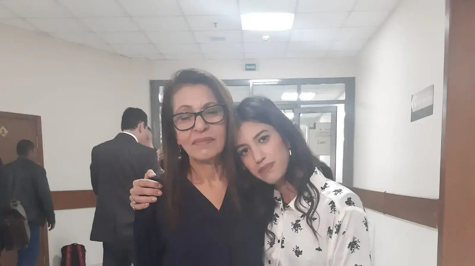 יפה יששכר ובתה ליעד גולדברג במוסקבה יפה יששכר ובתה ליעד גולדברג במוסקבה