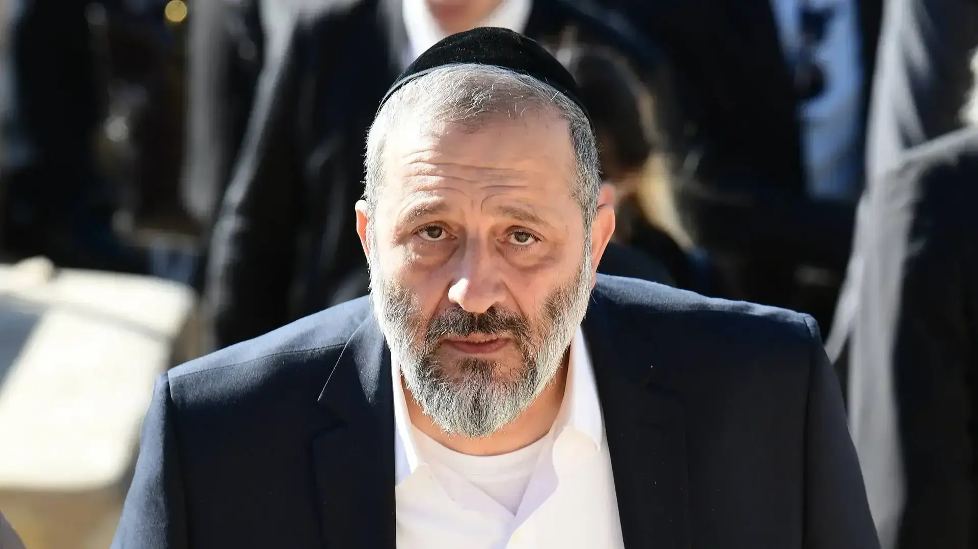 אריה דרעי בהלוויתה של גאולה כהן, הר הזיתים ירושלים, 19 בדצמבר 2019 אריה דרעי בהלוויתה של גאולה כהן, הר הזיתים ירושלים, 19 בדצמבר 2019