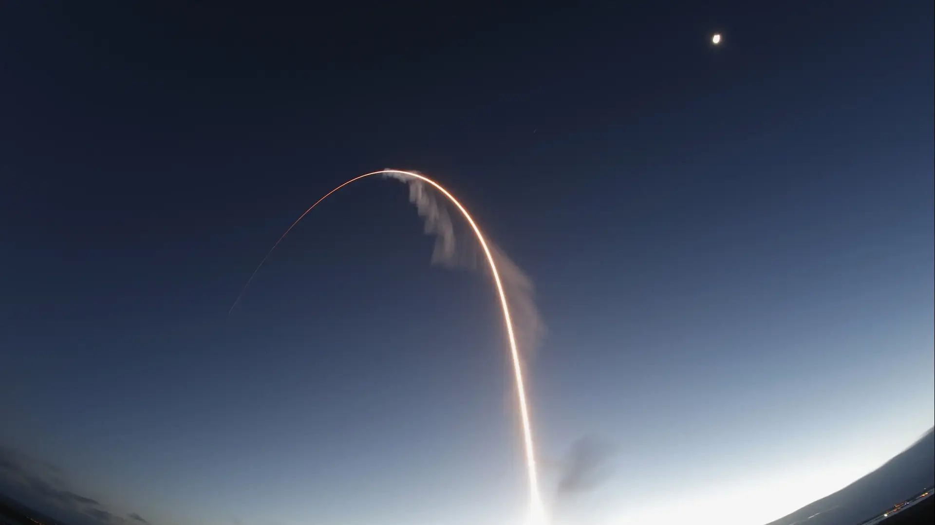 שיגור Alliance Atlas V ממריא מבסיס חיל האוויר לתחנת החלל הבינלאומית קייפ קנברל ב-20 בדצמבר 2019
