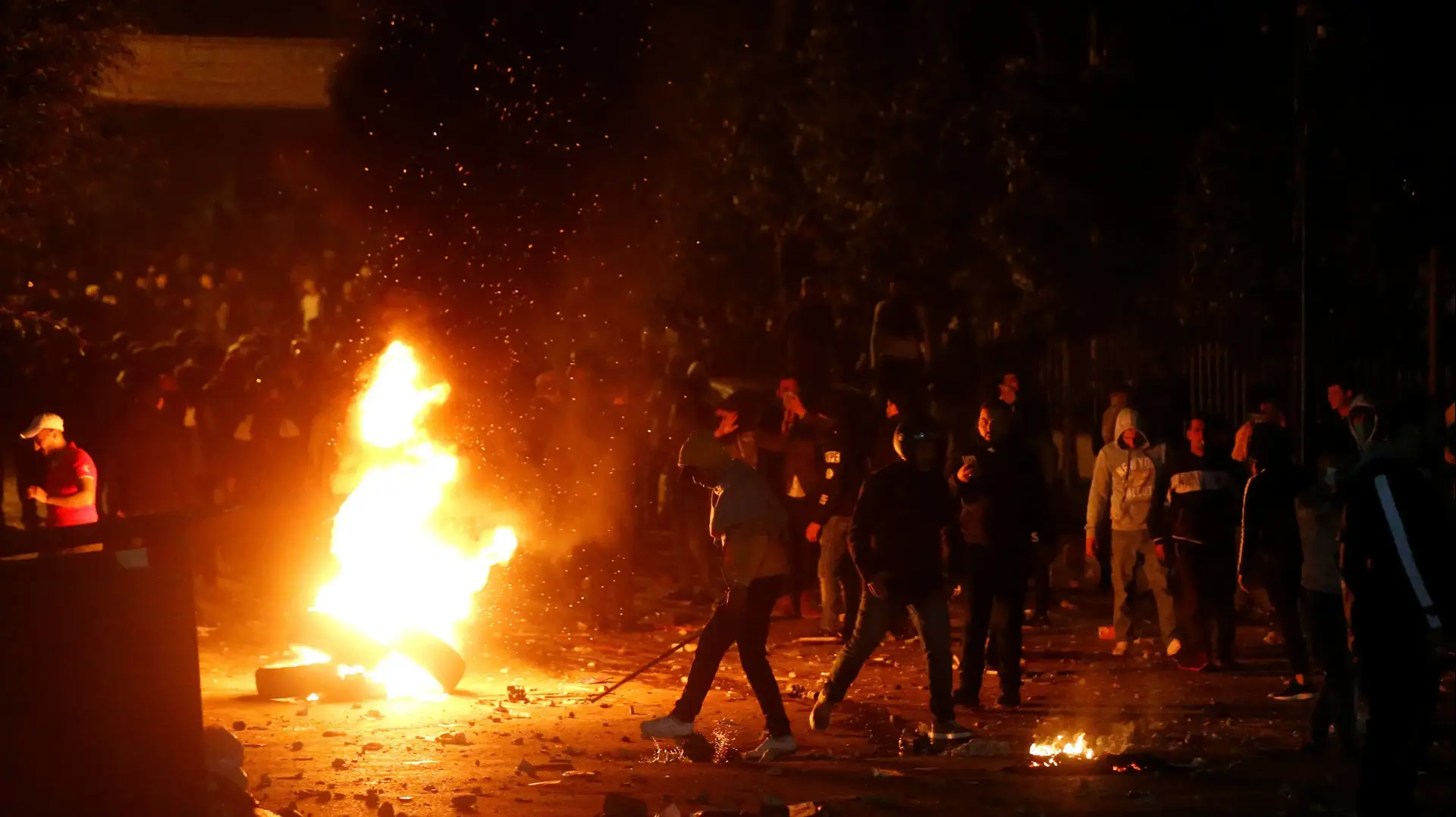 הפגנות מחאה, ביירות, לבנון, 20 בדצמבר 2019 הפגנות מחאה, ביירות, לבנון, 20 בדצמבר 2019