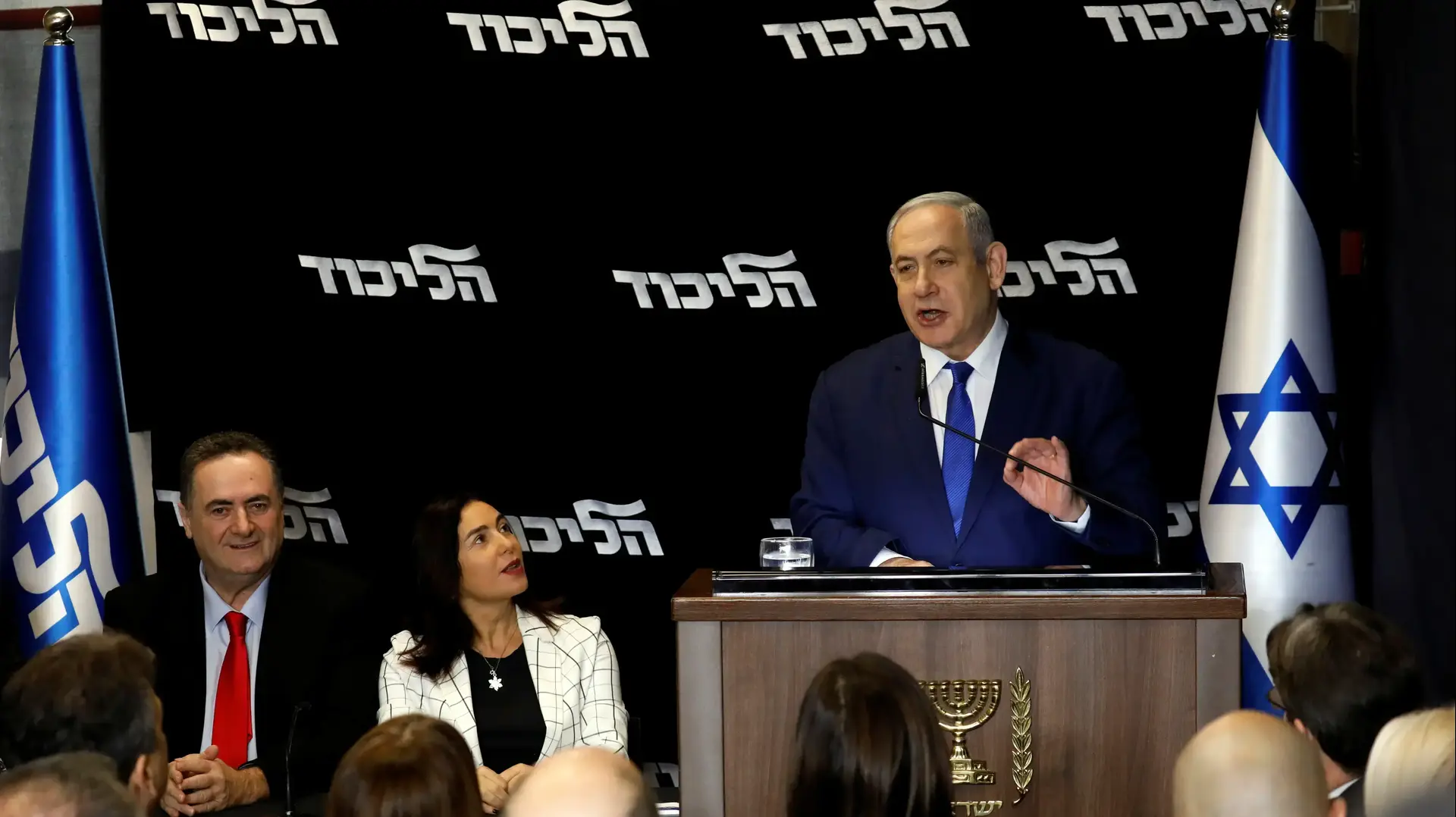 ראש הממשלה בנימין נתניהו באיירפורט סיטי עם השרה מירי רגב והשר ישראל כץ ב-27 בדצמבר 2019 ראש הממשלה בנימין נתניהו באיירפורט סיטי עם השרה מירי רגב והשר ישראל כץ ב-27 בדצמבר 2019